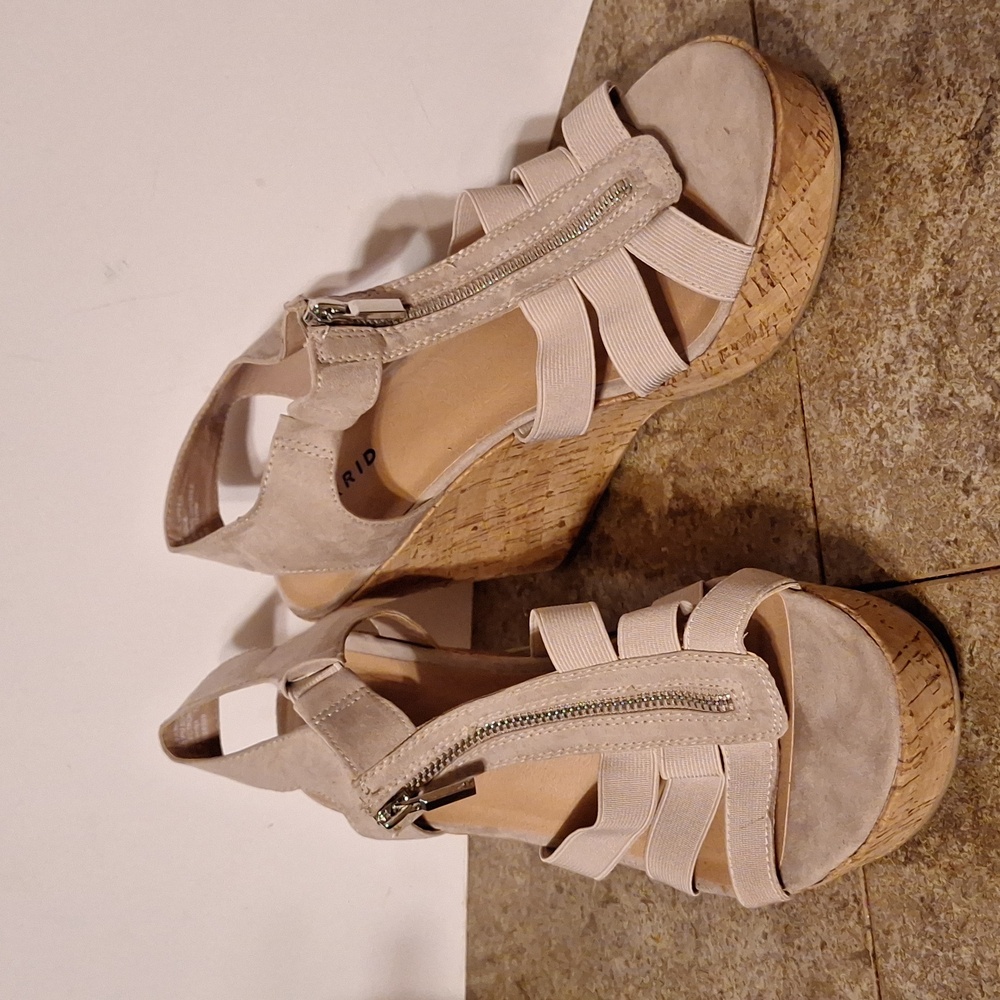 Torrid wedge shoes